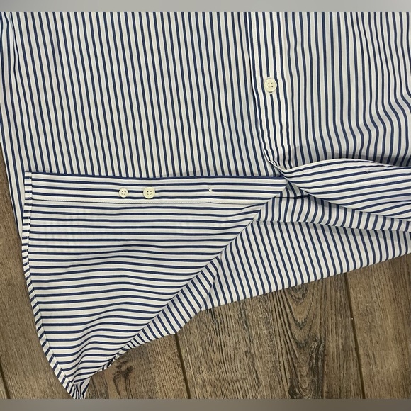 Polo by Ralph Lauren Men's Blue and White  Short Sleeve Striped Shirt - Picture 8 of 8